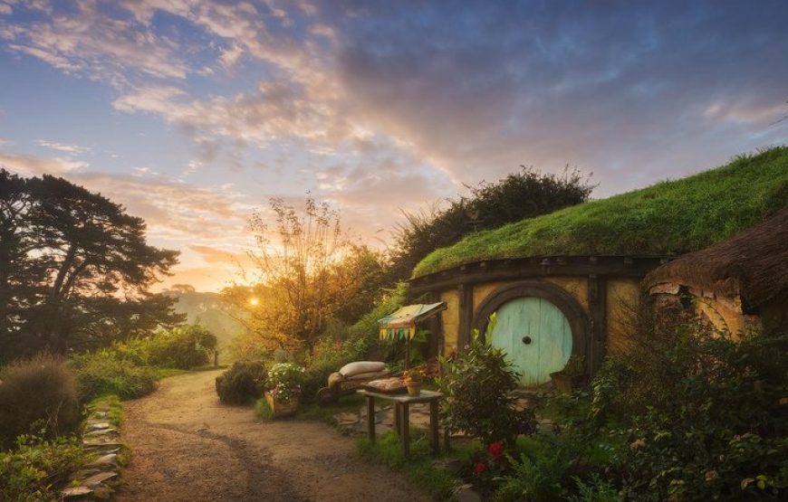 Hobbiton Movie Set tour, Bluespring, Glowworm Cave